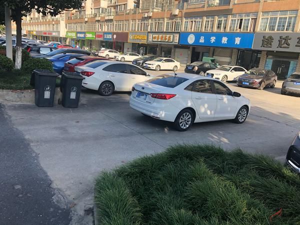 文明|曝光!恶意划车、违停堵路、占用公共停车位...