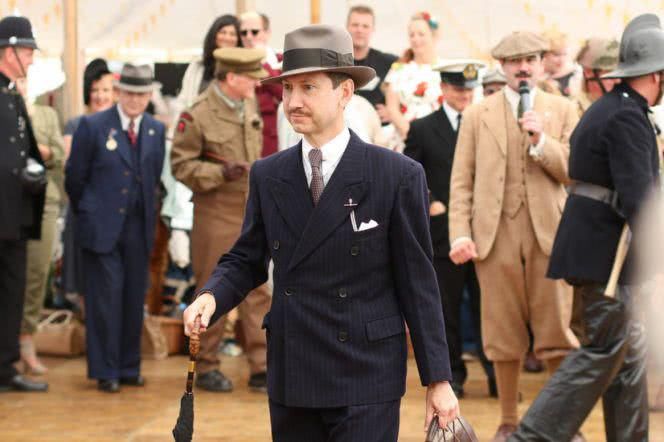 时髦|除了机车和速度,这个比赛还关注谁更时髦