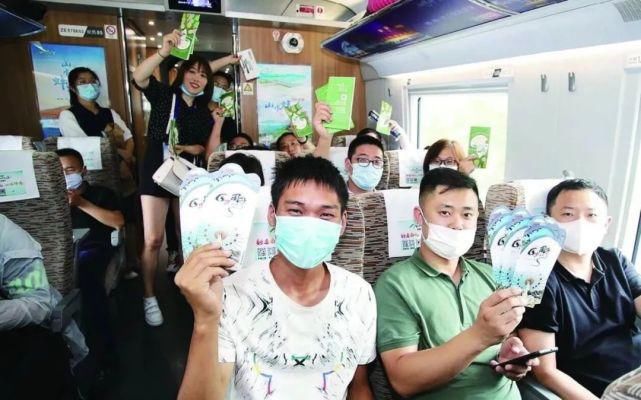 户外媒体|嫌户外媒体老土？那是因为你们没看到他们这样玩！