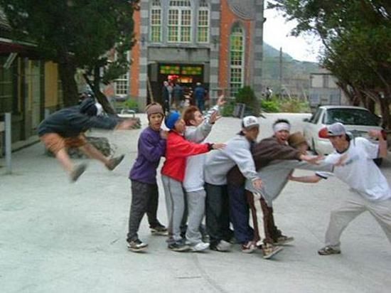  哗众取宠|气功大师发功退洪被批哗众取宠！具体怎么回事？事件真相是这样！