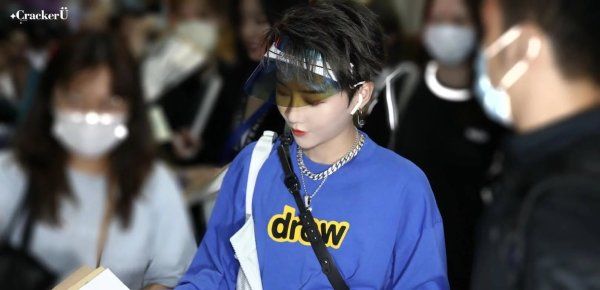 杨颖|李现、王源、杨颖、张艺兴、刘雨昕、曾舜晞的娱乐消息