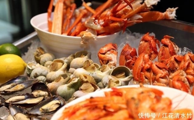 自助餐|内行人吃自助餐,专挑4种放角落的食材,就能轻松地吃回本