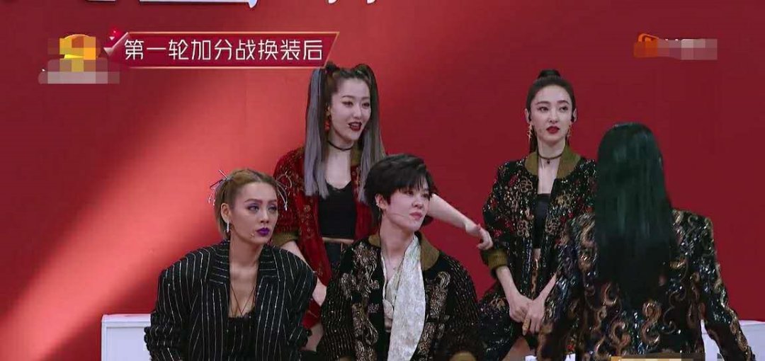  矛盾|《浪姐》太过分，排名争议让大众评审背锅，放大宁静和王菲菲矛盾