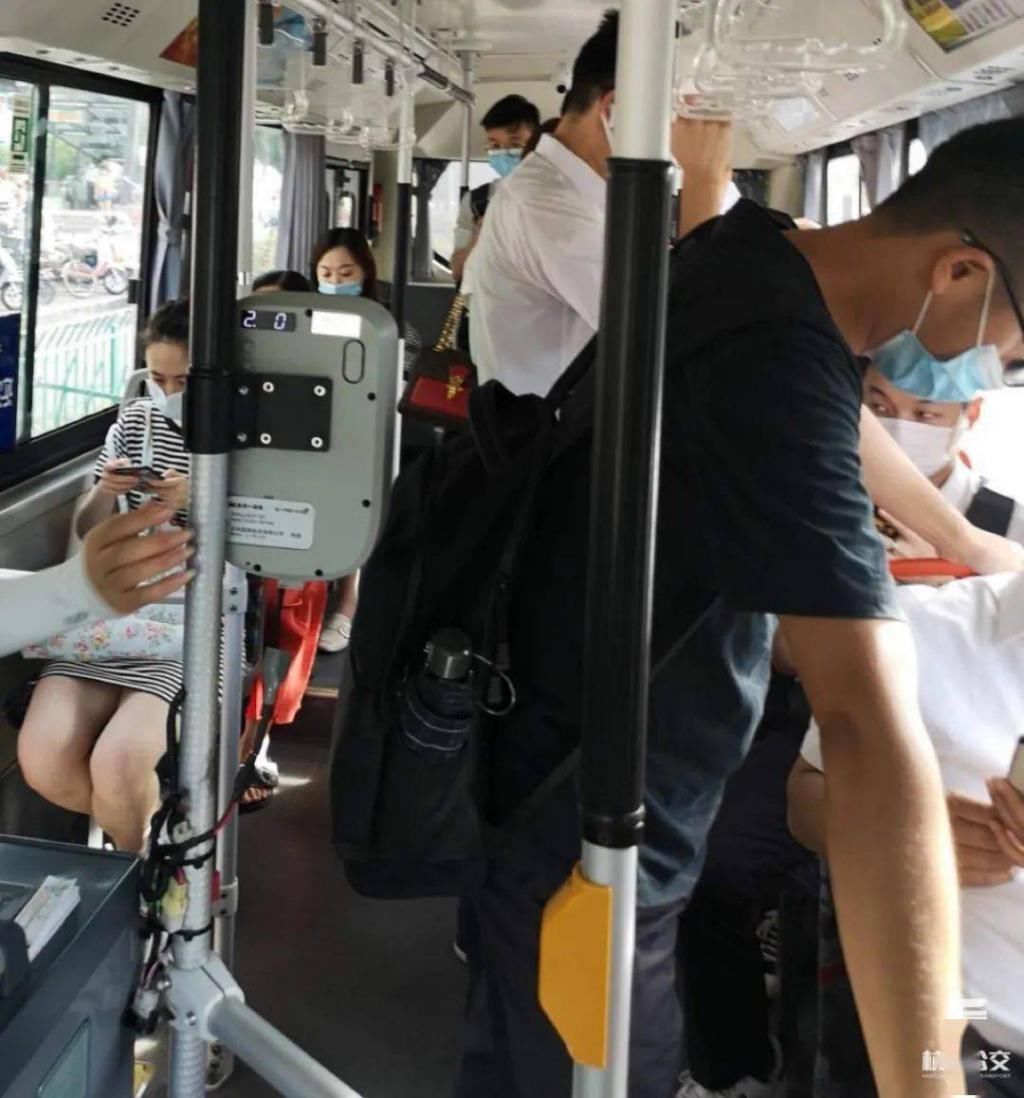  接驳|治堵在线 | 赞！地铁接驳线深入你的工作生活圈