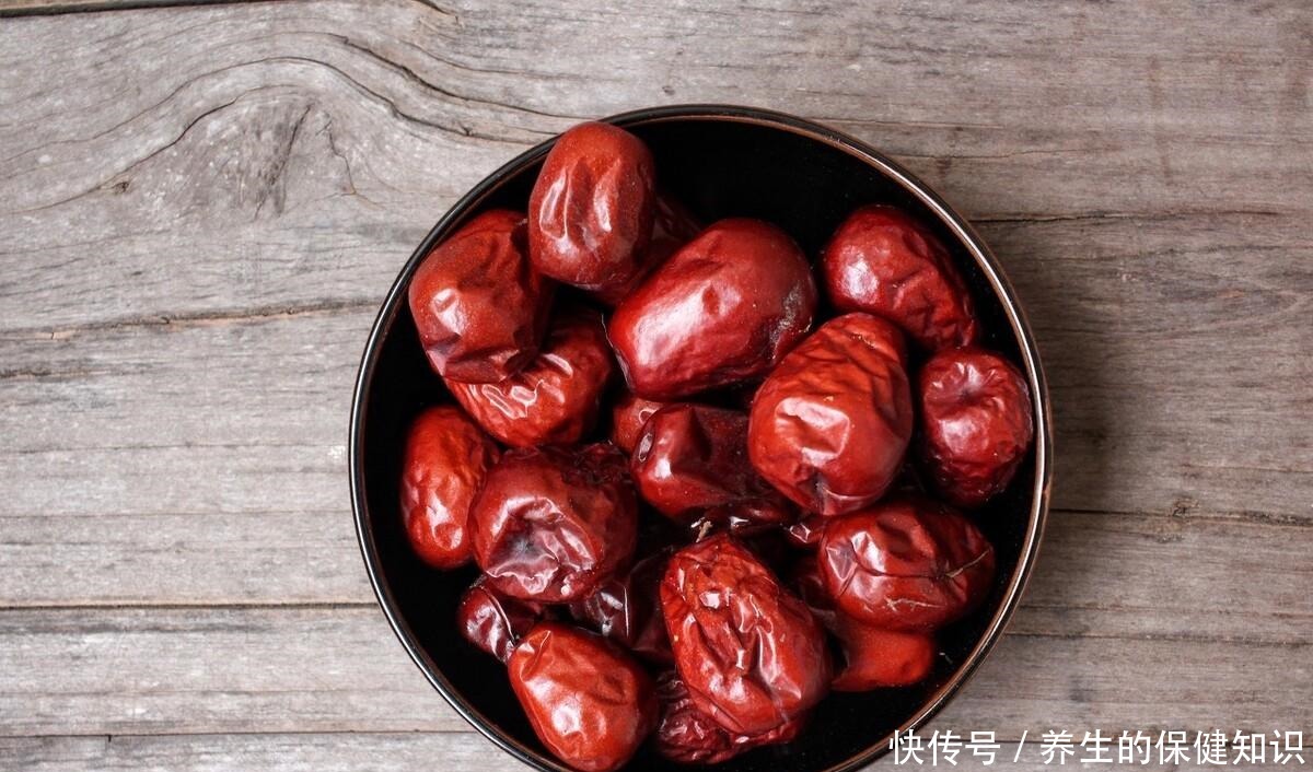 油炸|秋天要多吃红枣,加一碗糯米,不油炸不做饼,咸甜软糯,补血补气