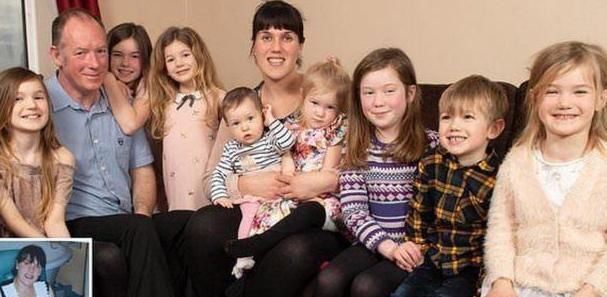  家长|女子嫁给比自己大12岁大叔，10年生下8胎，网友：太疯狂了