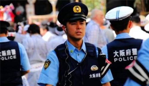  金库|他在日本银行门口装一假金库，30分钟赚了2000万，后来咋被发现的