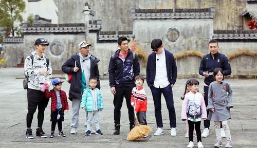  带着孩子一|儿童教育专家：在这3件事上，宝爸做确实比宝妈做结果要好