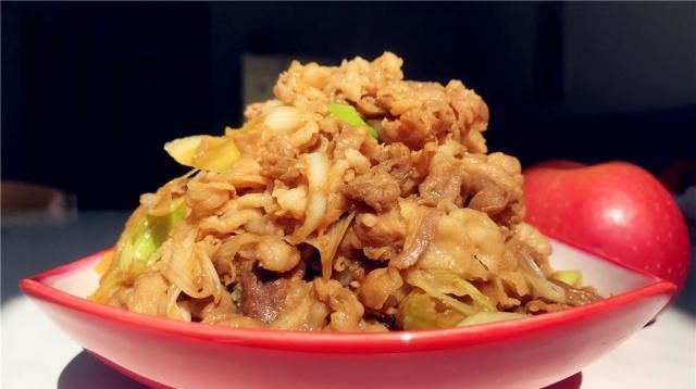 回味无穷|羊肉这么做，几分钟就出锅，鲜香不膻，回味无穷