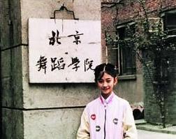 嫁给|李小冉打算与男友奉子成婚,却未能如愿以偿,扭头嫁给了男闺蜜