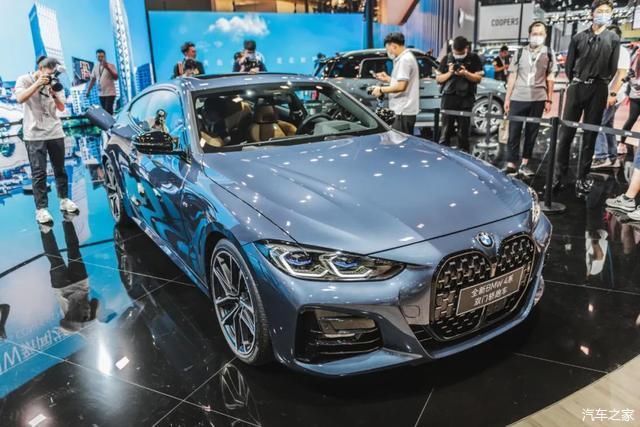  坦克|宝马4系看完只能说真香！WEY竟然发布了一台坦克？2020成都车展！