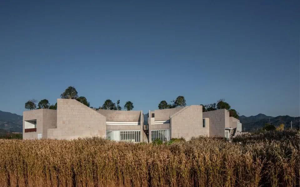  乡村|DnA建筑事务所的10个实践：公共建筑的针灸介入，是一种修复