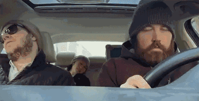  驾驶人|覆车之戒丨疲劳驾驶！石棉一个车子冲到民房去了