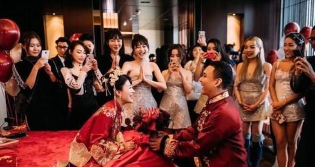 参加|参加《中国好声音》未夺冠的她,却嫁给了爱奇艺总裁,成人生赢家