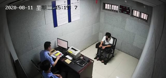 员工|离职员工偷茅台被老板抓现行,老板提了个要求,小偷主动报警投案