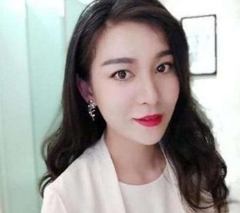  牵手|《非诚勿扰》无臂女孩，牵手成功后，下台紧接被甩的她怎样了？