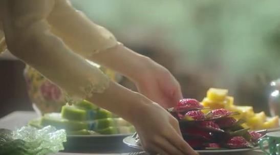  场景|美食场面成剧集标配？香菇油菜松鼠鳜鱼为何是剧组最爱丨揭秘