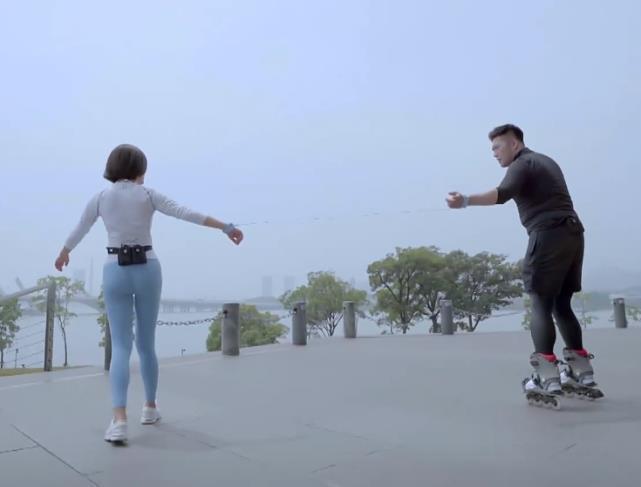 跑步|赵奕欢带男朋友跑步,看到她的身材比例,说不妒忌是假的