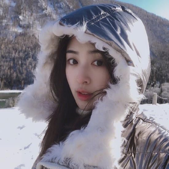  鼓励|张含韵非洲舞solo得第一 鼓励网友畅所欲言发评价