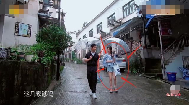  赵丽颖|《中餐厅》赵丽颖太焦虑被“约谈”，黄晓明一个举动被赞太暖心