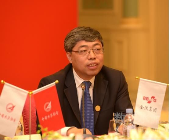  徐和谊|徐和谊卸任北汽集团党委书记、董事长 金隅集团姜德义接任