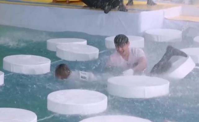 放弃|原来跑男最难的游戏不是指压板,也不是撕名牌,难到连李晨都主动放弃