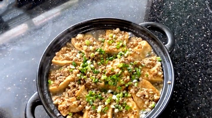  鲜嫩|三伏天，多给家人吃此菜，上锅一焖，鲜嫩多汁，比牛羊肉还好吃