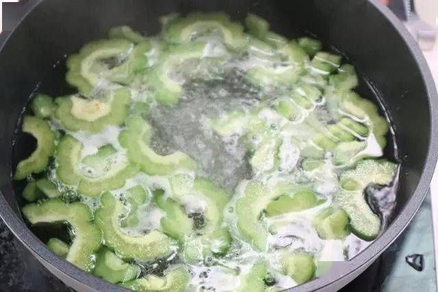 清脆|常吃这菜,清脆爽口,简单易做,好吃不上火