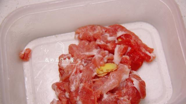  鲜美|三伏天，丝瓜和两种食材滚汤很搭，清热解暑，鲜美好喝又营养