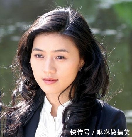 影后|她打败章子怡成为影后,嫁入豪门8年守寡6年,继承亡夫百亿财产