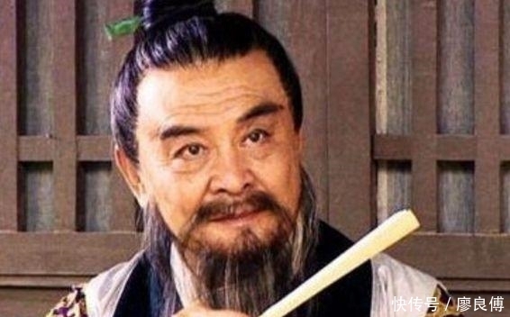 一人找袁天罡算命, 转身就让人将酬金给扔