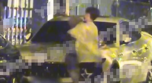  恋情|易易紫李汶翰怎么认识的 李汶翰车咚易易紫也太甜了吧