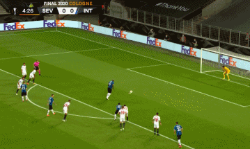 绝杀|伟大的3-2！倒钩绝杀！六冠王今夜诞生，球员+主帅哭成泪人