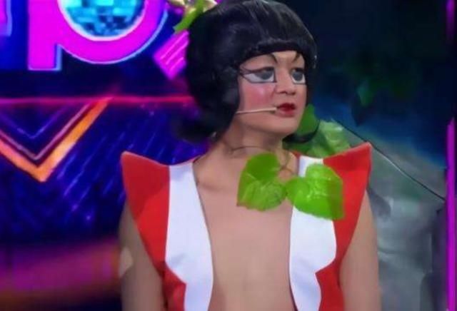 王祖蓝|活该!王祖蓝cos葫芦娃遭索赔10万,曾以此形象代言手游