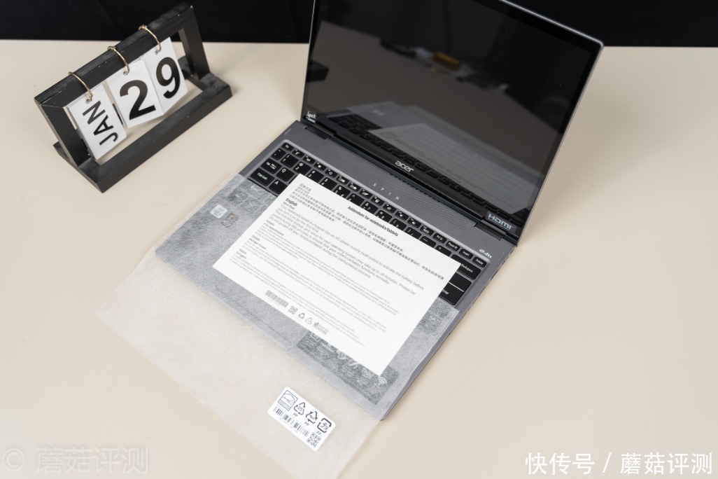  翻转|极致轻薄，自由翻转，细节出众、宏碁蜂鸟Spin 5百变2K轻薄本 评测