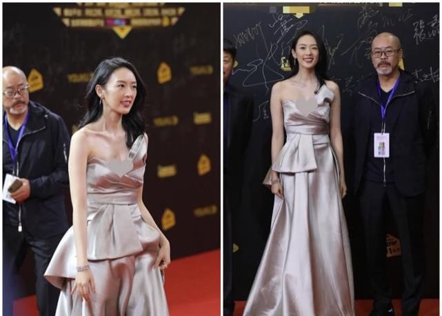 飞天奖|孙俪亮相飞天奖典礼：服装随意像女仆，化妆也遮不住沉重的眼袋