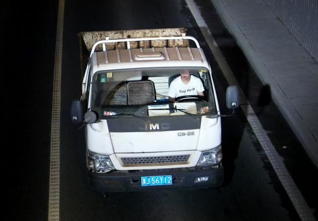 曝光|别心存侥幸了！温岭又有这么多车主没系安全带被高清摄像头曝光