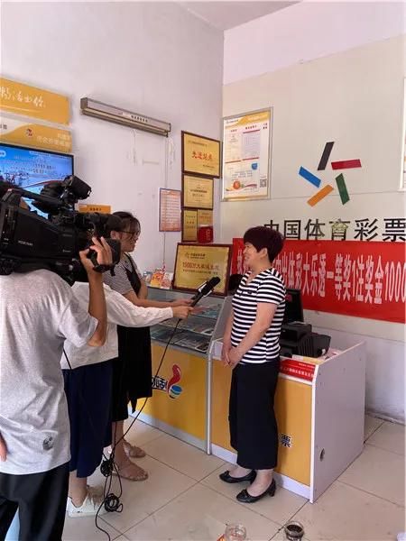 大奖|德州体彩为大乐透1000万大奖中出地授牌