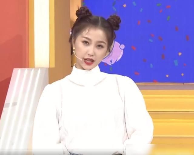  真人|《非日常派对》直播生图，失去四级美颜，THE9真人颜值太显然