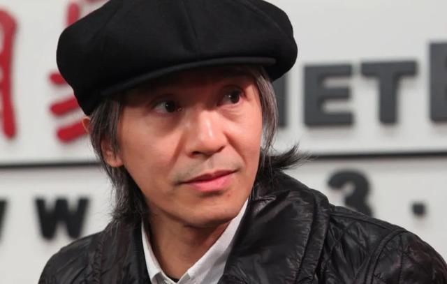  喜剧电影|周星驰之后，能扛起喜剧电影大旗的也就三个人而已