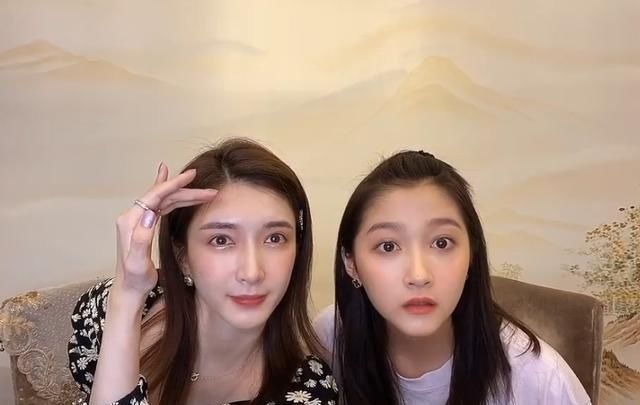 自拍|关晓彤自拍美颜开的有多大?当江疏影入镜,这脸和五官是认真的?