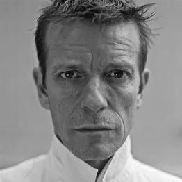 再也不会|专访导演李霄峰:我再也不会这样拍电影了