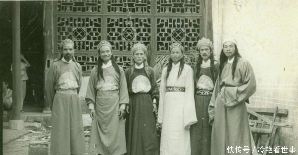  天京城|“忠王”李秀成被几个庄稼汉捉获, 曾国荃用一特制囚笼折磨并羞辱他