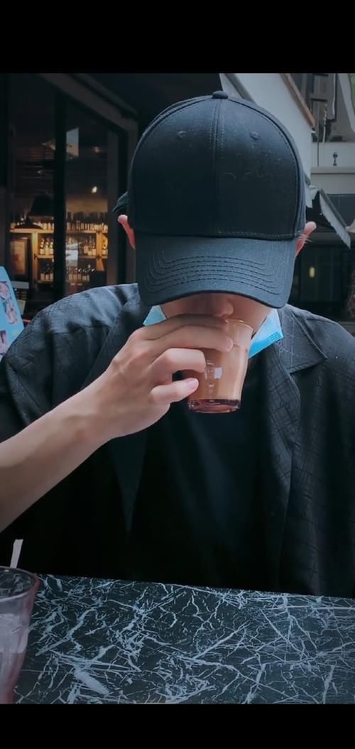  犯困|为什么别人喝咖啡提神，你犯困