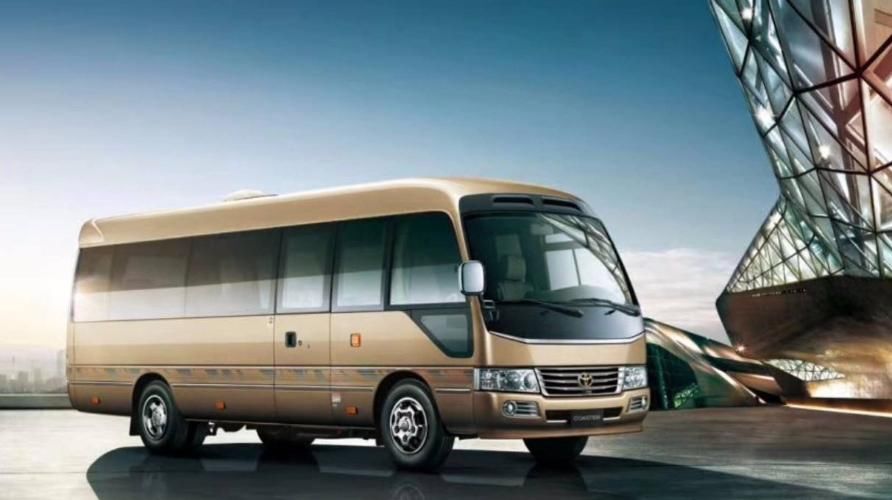  荣威iM8的前脸|埃尔法是买不起了，埃尔法的便宜兄弟了解一下？