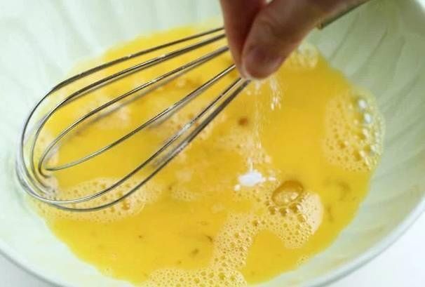  上一层|鸡蛋这么做，孩子天天守着吃饭！