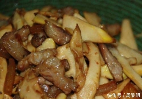 淀粉|亮点:翡翠大虾、焦溜豆腐、香辣豆腐肉片