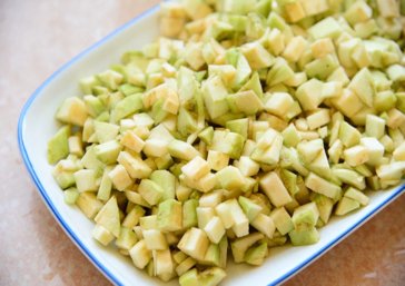  营养|又是爱上吃面的一天，妈妈味的“茄子打卤面”，浓香入味好营养
