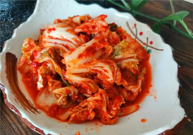 辣椒粉和辣|腌辣白菜,教你调酱汁正确方法,味道正宗,做出地道的韩式辣白菜
