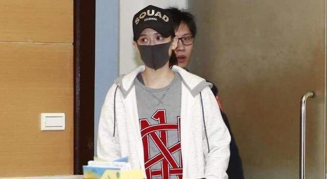  拒绝|拒绝酒精测验！39岁香港男演员涉嫌醉驾撞毁护栏，未婚妻心急如焚